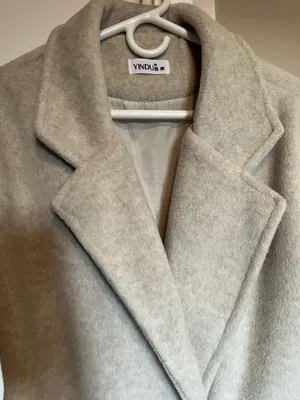 Long coat thumbnail 3