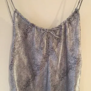 Delicates Women’s lingerie nightie thumbnail 2