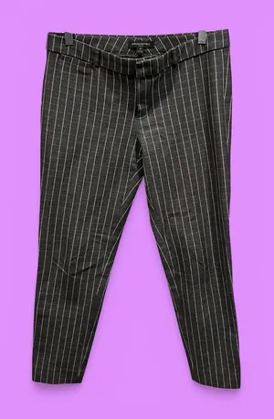 Cute charcoal gray windowpane stretchy ankle crop Banana Republic sloan pants thumbnail 2