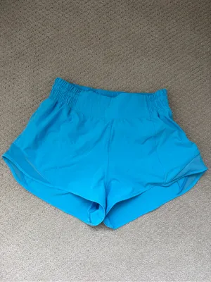 Lululemon Hotty Hot High-Rise Lined Short 2.5" in Ocean Wave Blue thumbnail 3