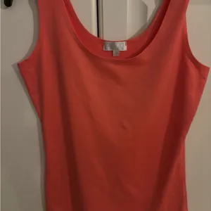 A'NUE classic orange tank top. Size‎ medium. thumbnail 2