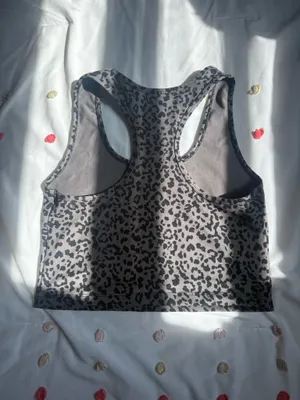 Evolution and creation cheetah print workout top thumbnail 3