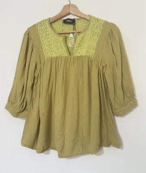Cider Crochet Peasant Blouse Women’s Size XS Green/Yellow Boho Cottagecore NWOT thumbnail 1