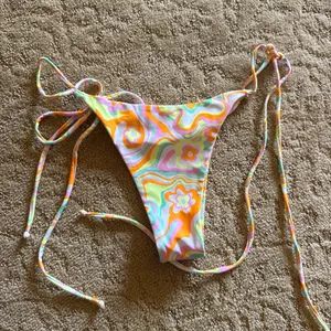 Kulani Kinis Bottoms Cheeky thumbnail 2