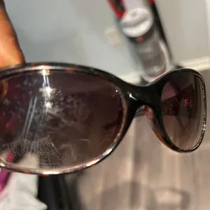 Brown Wraparound Sunglasses with Gradient Lenses thumbnail 8