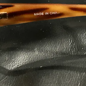 Elegant Brown Sunglasses thumbnail 6