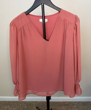 Entro Pink V-Neck Smocked‎ Ruffle Cuff Blouse Size S thumbnail 1
