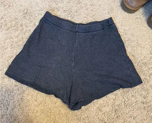 Ribbed Gray Shorts thumbnail 1