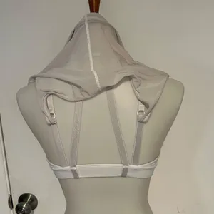 Lululemon Revitalize Tank - Size 6 - No‎ Size Tag/Yes Size Dot. thumbnail 7
