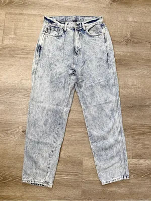 •Arizona• Highest Rise Mom Jeans thumbnail 1