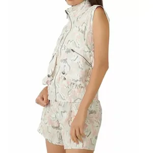 Free People FP Movement Off The‎ Grid Printed Vest in floral ivor Size small thumbnail 4