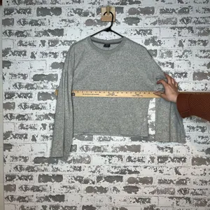 Nike | women dry fit wide sleeve cropped crewneck thumbnail 7