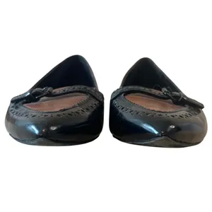 Tory Burch Darlene Two-Tone‎ Wingtip Pointed Toe Leather Flats 8.5 thumbnail 2