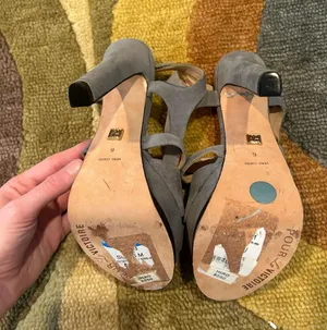 Pour La Victoire Hiro Grey Suede Criss Cross High Heels Sandals Women’s Size 6 thumbnail 6