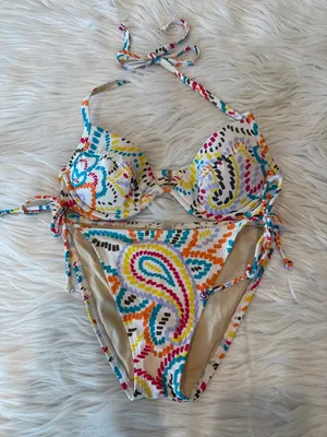 VICTORIA'S SECRET Paisley String Bikini Underwire Halter Style Size 34B / Small thumbnail 2