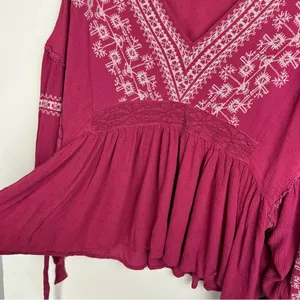 American Eagle Embroidered Boho Top Sz XL Pink Balloon Sleeves thumbnail 8