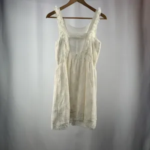 NWT Minkpink Wild Traveller Lace Dress in Off White‎ Size Small thumbnail 3