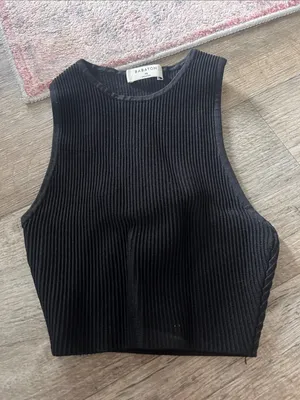 Babaton Black Ribbed High-Neck Crop Tank thumbnail 2