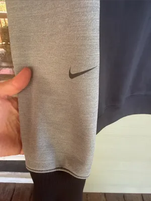 Nike Women's Therma-Fit Fleece Color-Block Training Hoodie thumbnail 6