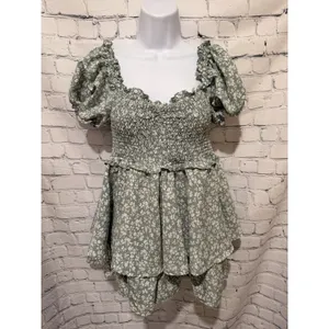 Altard State Kelley Green And White Floral Shorts Romper Size Large thumbnail 2