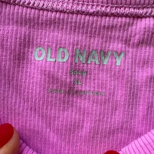 Old Navy Snug Crop Tank Top thumbnail 5