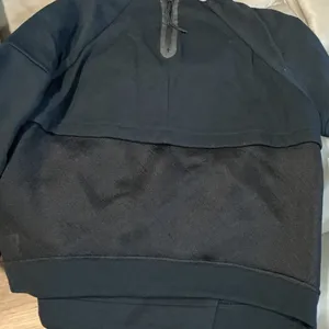 Nike Black Women's Pullover Crew Sweatshirt thumbnail 5