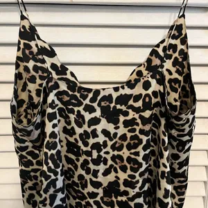 Cheetah Print Tank Top thumbnail 4