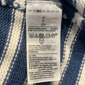 Old Navy women’s striped sweater size small . thumbnail 6