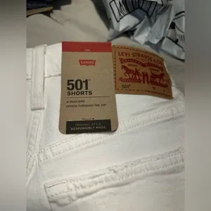 Levi’s 501 Shorts thumbnail 3