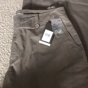 Merona Women Classic Fit Dress Pants Size 8 Brown thumbnail 2