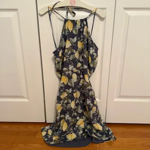 Abercrombie & Fitch Lemon Printed Cut Out Halter Dress thumbnail 3