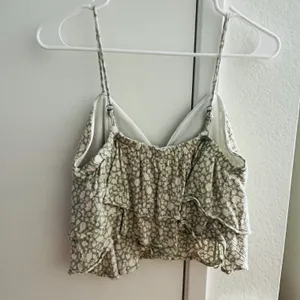 Ocean Drive Sage Green Floral Ruffle Crop Top thumbnail 3
