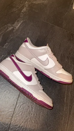 Nike Dunk Low thumbnail 3
