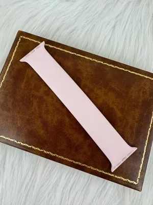Used Apple Watch Chalk Pink Solo Loop Silicon Fitted Band Size 6 (45mm) thumbnail 2
