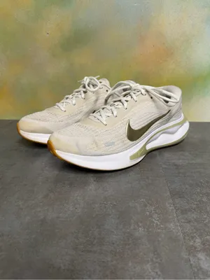 Nike Journey Run Women's Sneakers FJ7765-003 Phantom/Neutral Olive-Sail Size 9.5 thumbnail 3