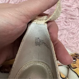 Anna Women's Beige Textured Heels Size 7.5 thumbnail 2