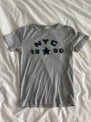 BDG Urban Outfitters NYC Baby Tee thumbnail 2