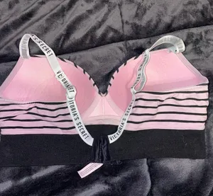 Victoria's Secret bra thumbnail 2