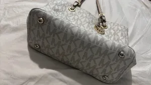 Michael Kors Tote Purse thumbnail 4