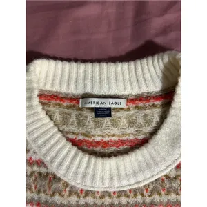 American Eagle Patterned Crewneck Sweater Size M thumbnail 2