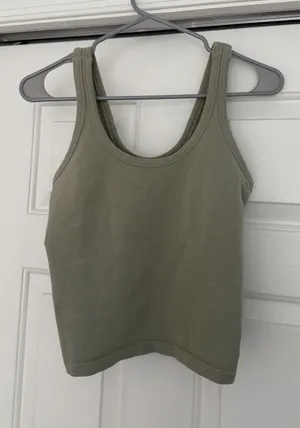 Alo Tank thumbnail 1