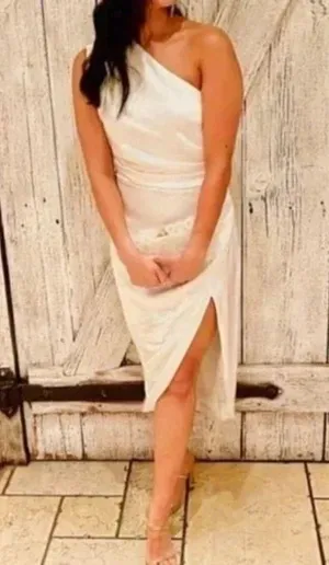 ELLIATT Cassini One-Shoulder Dress in Ivory Size X-Small thumbnail 10
