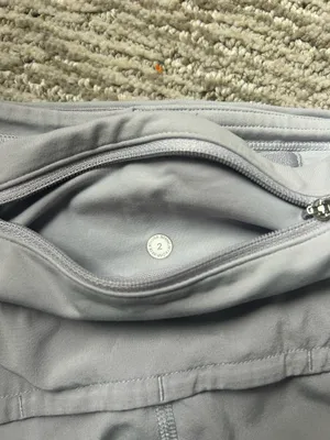 Lululemon Speed Up Shorts 2.5" Low-Rise thumbnail 4