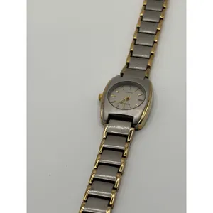 Delta Burke Rectangular Dial Two-Tone Quartz Watch Gold Silver Stainless Steel‎ thumbnail 5
