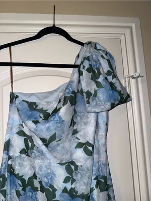 Sachin & Babi Chelsea Gown in Glacial Peonies size 10 thumbnail 4