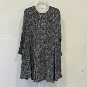 Umgee USA 1XL Black White Space Dye Knit Tunic Top Long Sleeve Pockets thumbnail 2