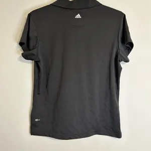 Adidas Woman’s Fitted Activewear Golf Polo Size Medium thumbnail 2