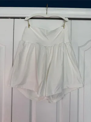 HALARA Softlyzero Airy High-Waist Flared Athletic Shorts in White thumbnail 2