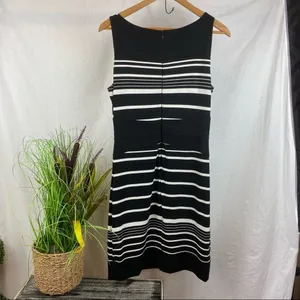 Striped Sleeveless Woven Knit Shift Dress From White House Black Market 8 thumbnail 3