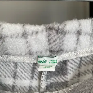 NWT Aerie Fleece Plaid Jogger Sweatpants thumbnail 3